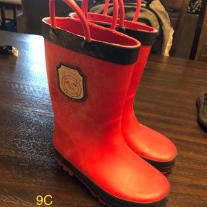 Toddler size 9 Fire man rain boots 9c